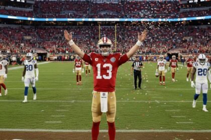 Indianapolis As 49ers Surge Late